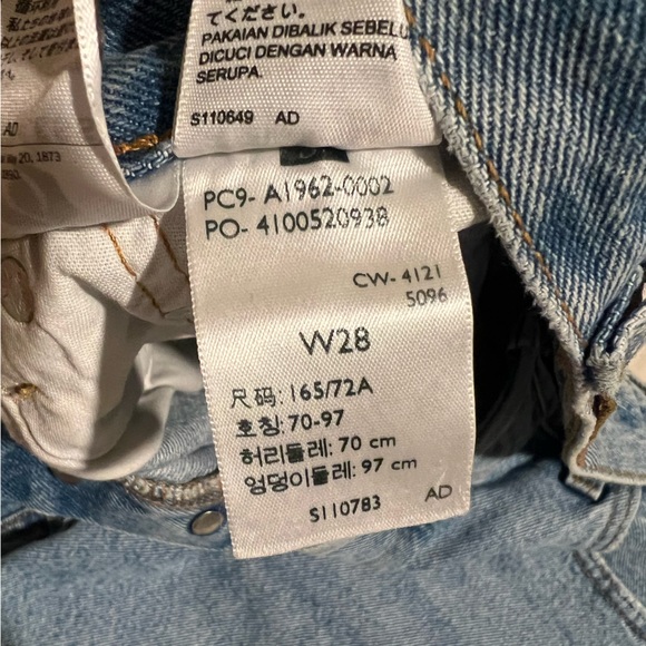 Levi’s shorts size 28 - Picture 6 of 6